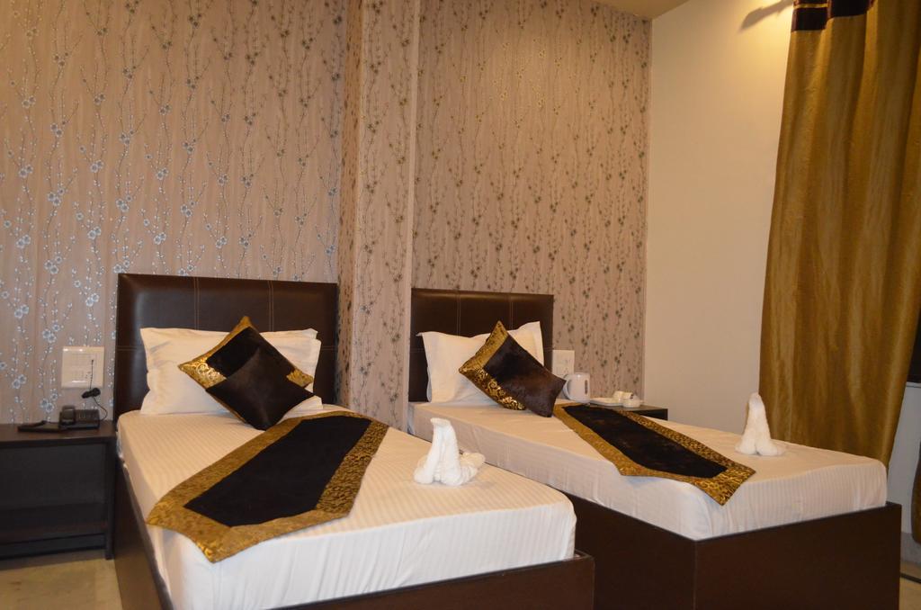 Red Orchid Hotel Meerut Habitación foto