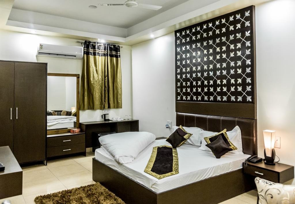 Red Orchid Hotel Meerut Exterior foto